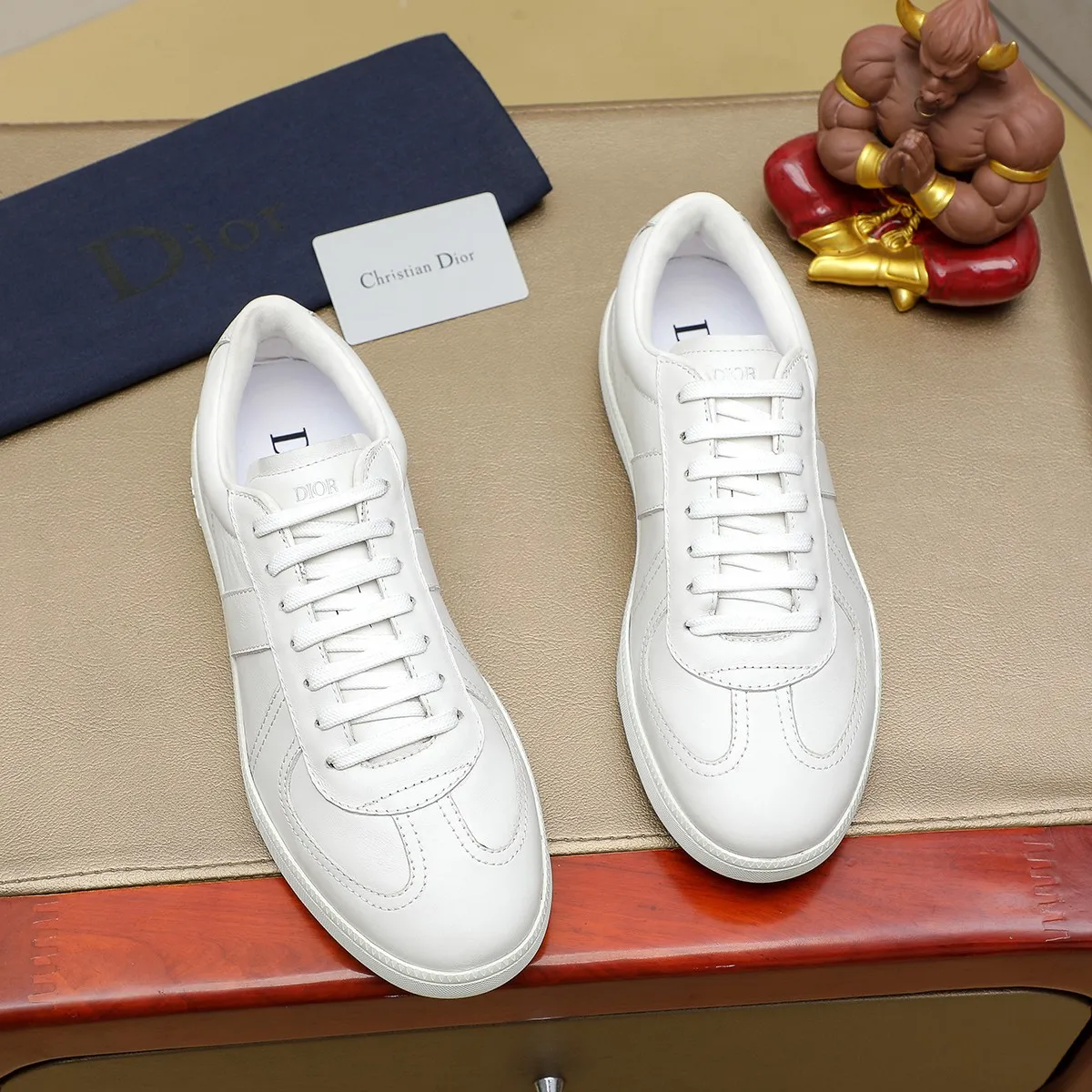 Men's clothing and shoes 💰540 💰🔥[Dior] High-end top-notch 🔝 purchasing agent 🔍🔍The latest 🇺🇸 counters are on sale simultaneously, original Italian calfskin (high-end, extravagance, and grade) with exquisite workmanship (cowhide Inner lining) Sole: Original sole provided by the original factory ⚠️Outsole. Comfortable, wear-resistant, non-slip, real-life photo🎬The real thing is more beautiful🔍Color: 4 colors available💕💕Number of yards: 39-44...